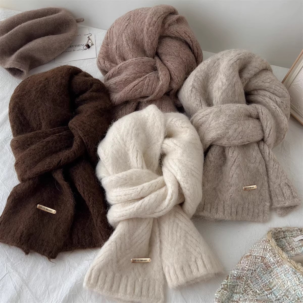Muffler Men Wool - Syal Wol Berkualitas Tinggi untuk Wanita