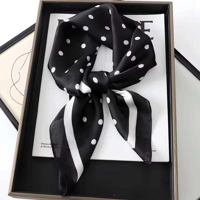Scarf Silk Square - Syal Segi Empat Sutra Wanita Mewah,