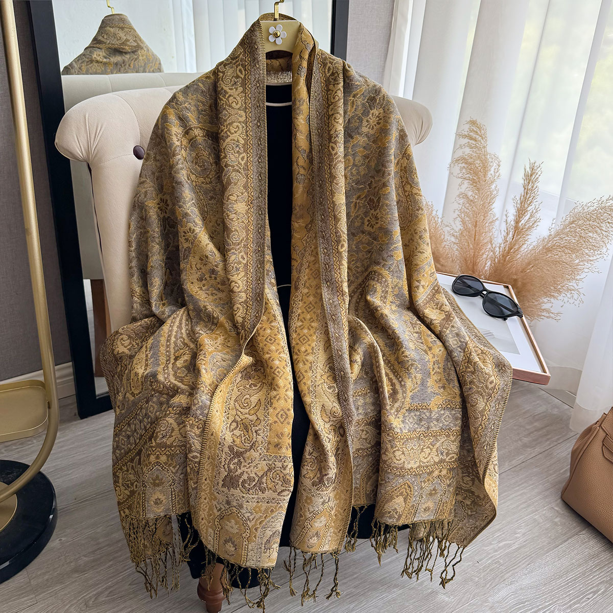 2025 Desain Selimut Rumbai Gay - Woven Scarf Blanket ulasan dan harga
